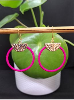 Dormeuses macramé fuchsia
