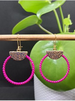Dormeuses macramé fuchsia et doré