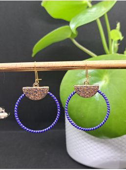 Dormeuses macramé bleu roi et doré