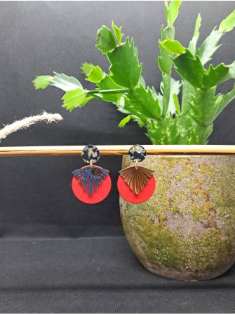 Puces résine champagne et rouge.