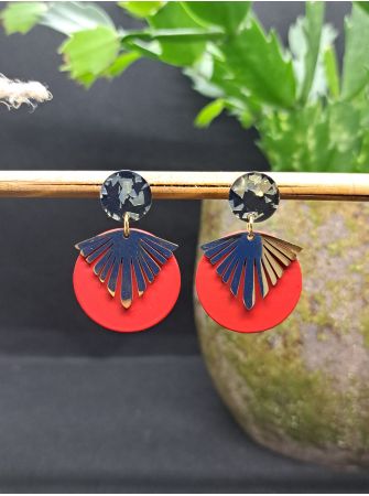 Puces résine champagne et rouge.