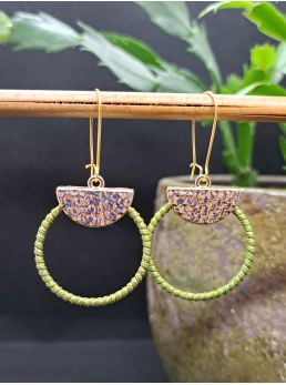 Dormeuses macramé vert olive et doré