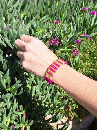 Grande manchette rose