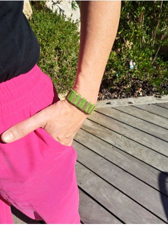 Grande manchette vert olive