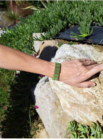 Grande manchette vert olive