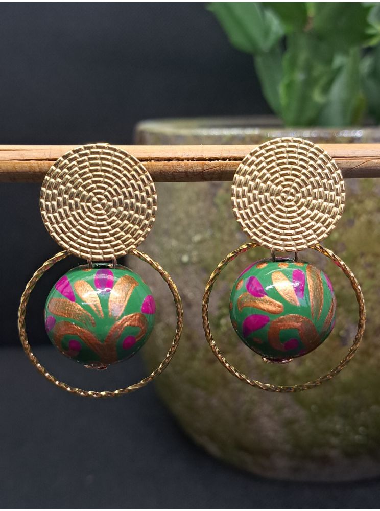 Puces, perles en bois vertes.