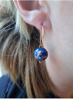 Créoles, perles en bois vertes.