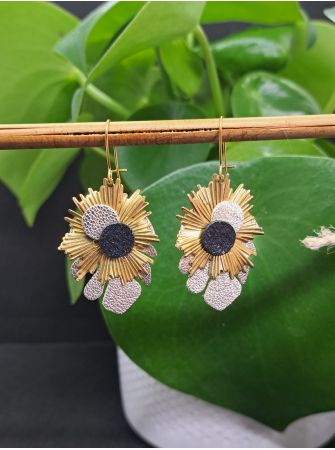 Dormeuses, feuille tropicales en cuir et soleil laiton