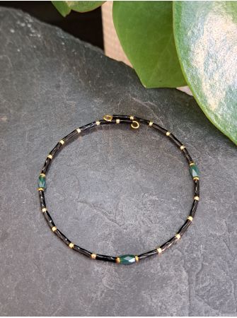 Noir et vert fonçé 4