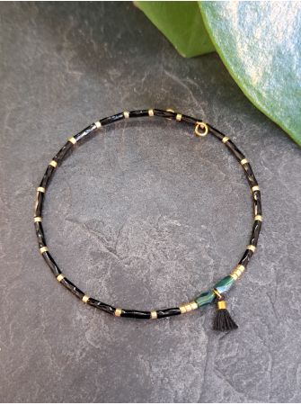 Noir et vert fonçé 8