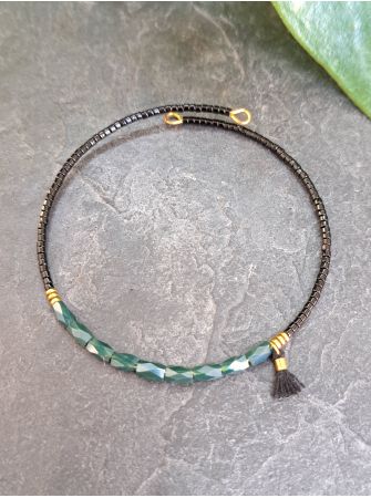 Noir et vert fonçé 10