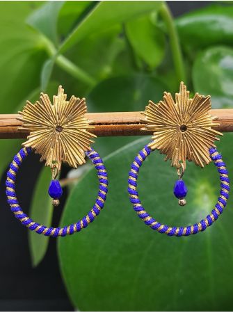 Puces soleil, macramé bleu et doré.