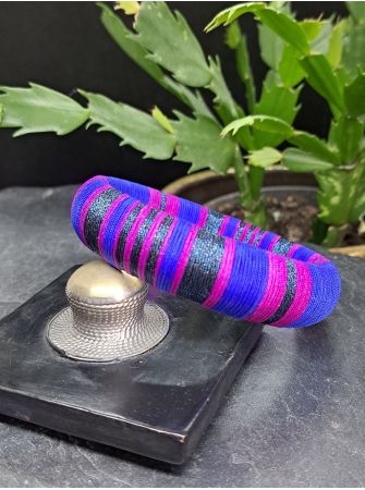 Jonc XL bleu roi, violet et métallisé bleu/noir.