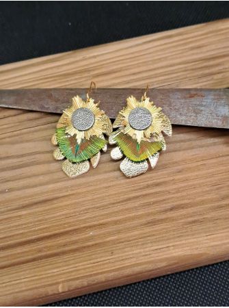 Dormeuses cuir et plume.