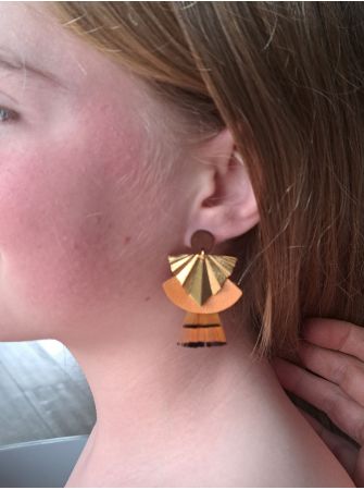 Série plumes et cuir.