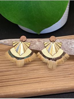Série plumes et cuir.