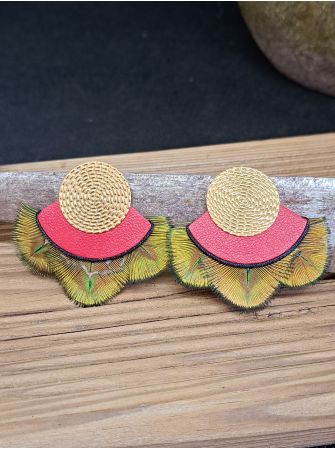 Série plumes et cuir.