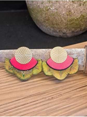 Série plumes et cuir.