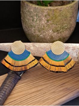 Série plumes et cuir.