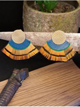 Série plumes et cuir.
