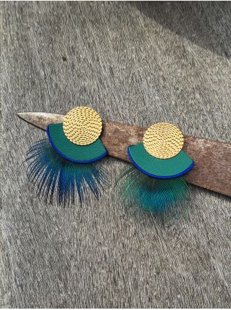 Série plumes et cuir.