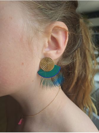 Série plumes et cuir.