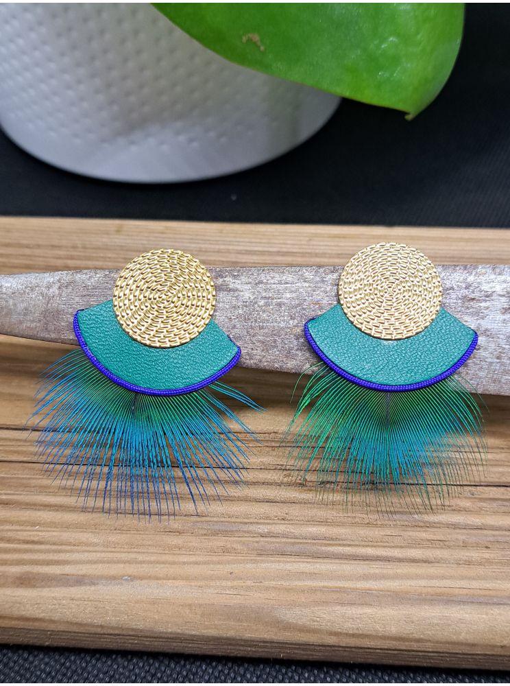 Série plumes et cuir. Série plumes et cuir.