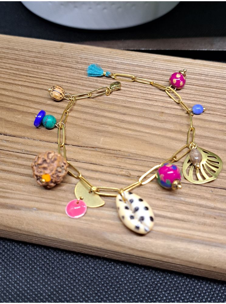 Bracelet chaine et breloques Bracelet chaine et breloques