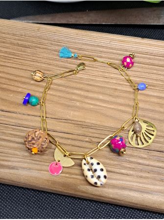 Bracelet chaine et breloques