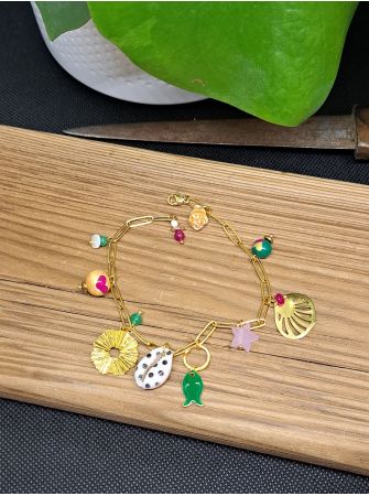 Bracelet chaine et breloques