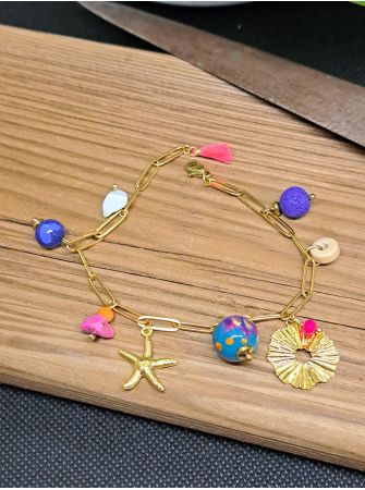 Bracelet chaine et breloques