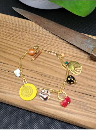 Bracelet chaine et breloques