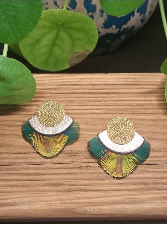 Série plumes et cuir.