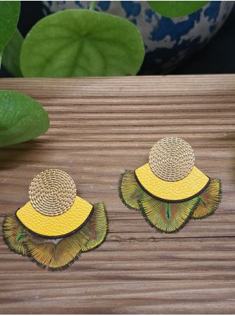 Série plumes et cuir.