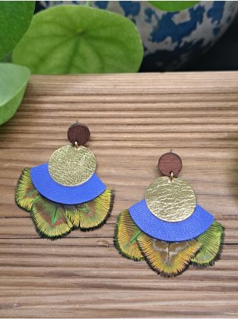 Série plumes et cuir.