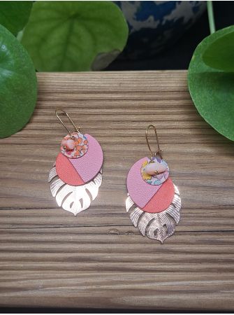 Dormeuse, feuille monstera et cuir rose