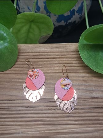 Dormeuse, feuille monstera et cuir rose