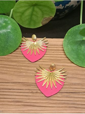 Coeur en cuir rose et acier inoxydable