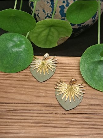 Coeur en cuir kaki et acier inoxydable