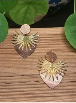 Coeur en cuir marron glacé et acier inoxydable