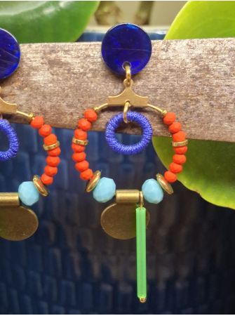 Puces bleu, perles oranges type ethnique