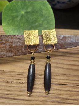 Boucles d'oreilles nature, corne noire.