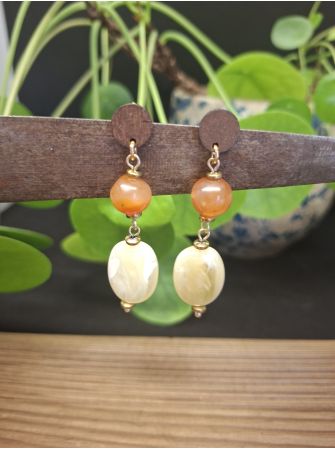 Boucles d'oreilles Mila, beige/orangée.