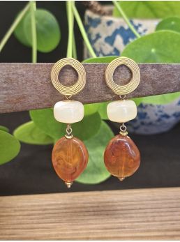Boucles d'oreilles Mila, crème/caramel.