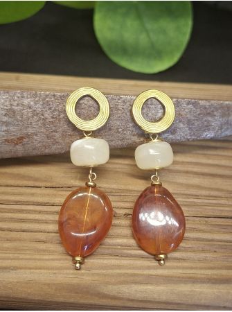 Boucles d'oreilles Mila, crème/caramel.