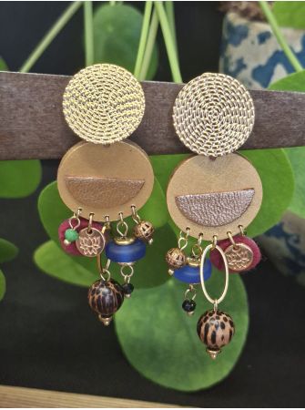 Boucles d'oreilles 5 terres.