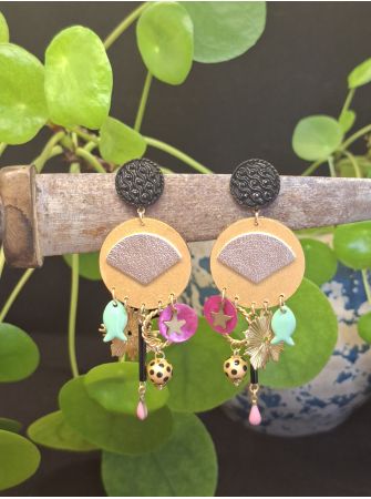 Boucles d'oreilles 5 terres.